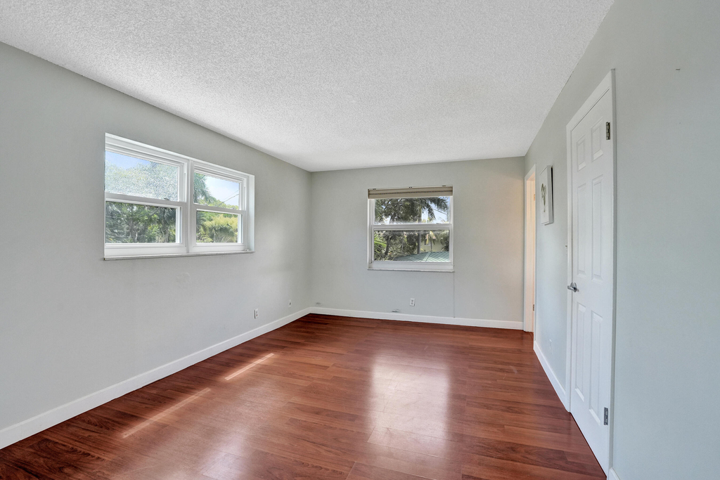 5911 Ne 14th Lane - Photo 14