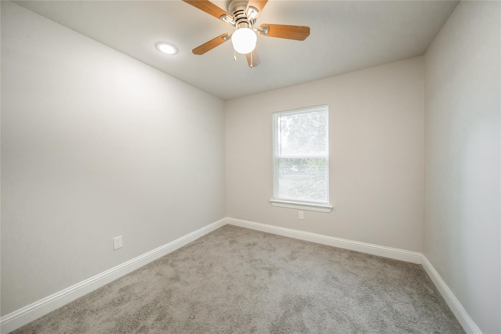 1016 W Ford Street - Photo 13