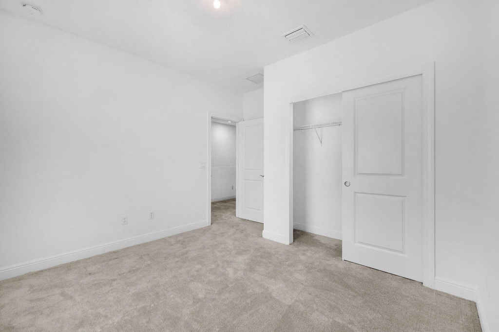 540 Sanderling Circle - Photo 8