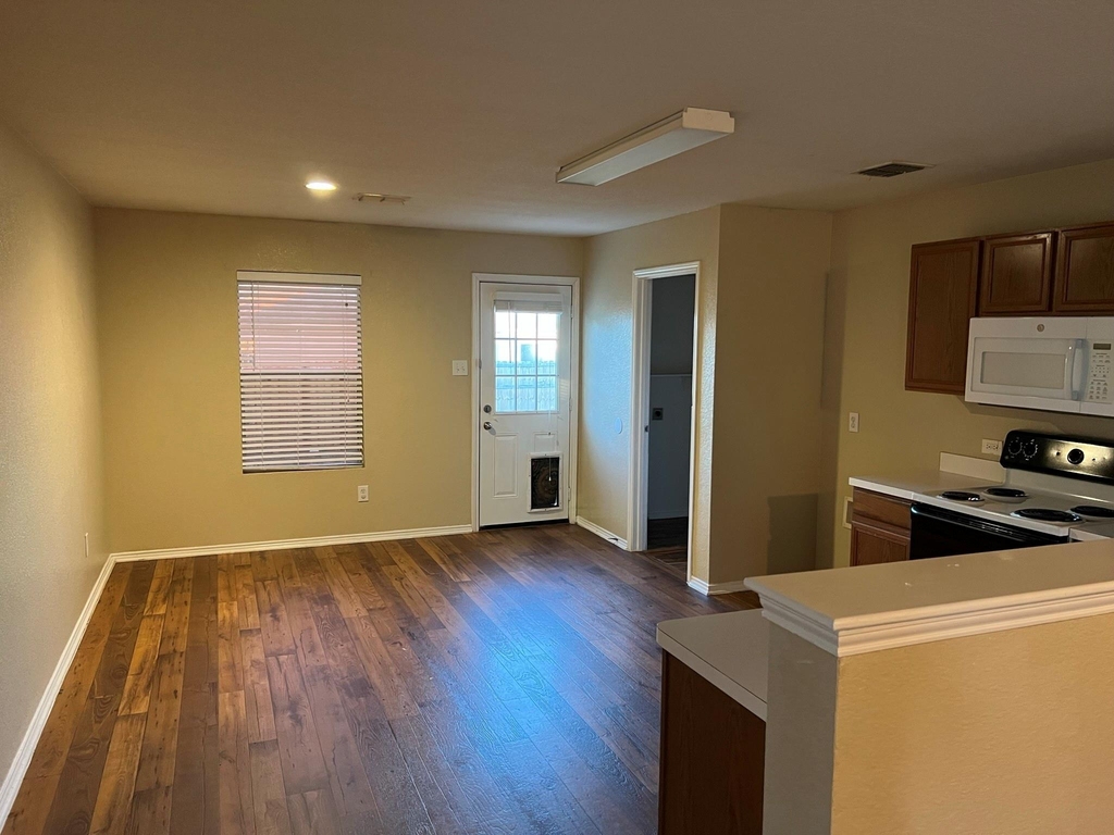 14036 Firebush Lane - Photo 6