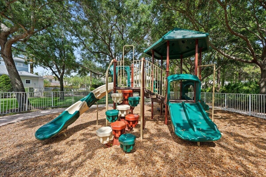 335 E Thatch Palm Circle - Photo 29