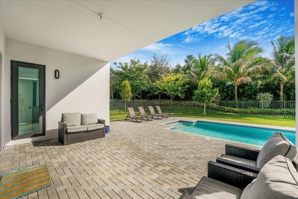 17496 Sparkling River Road - Photo 15