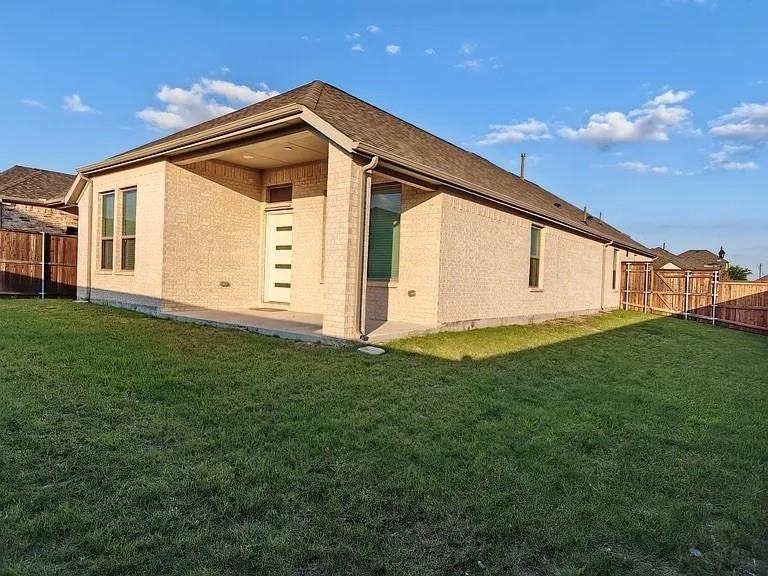 2301 Kirkstall Way - Photo 8