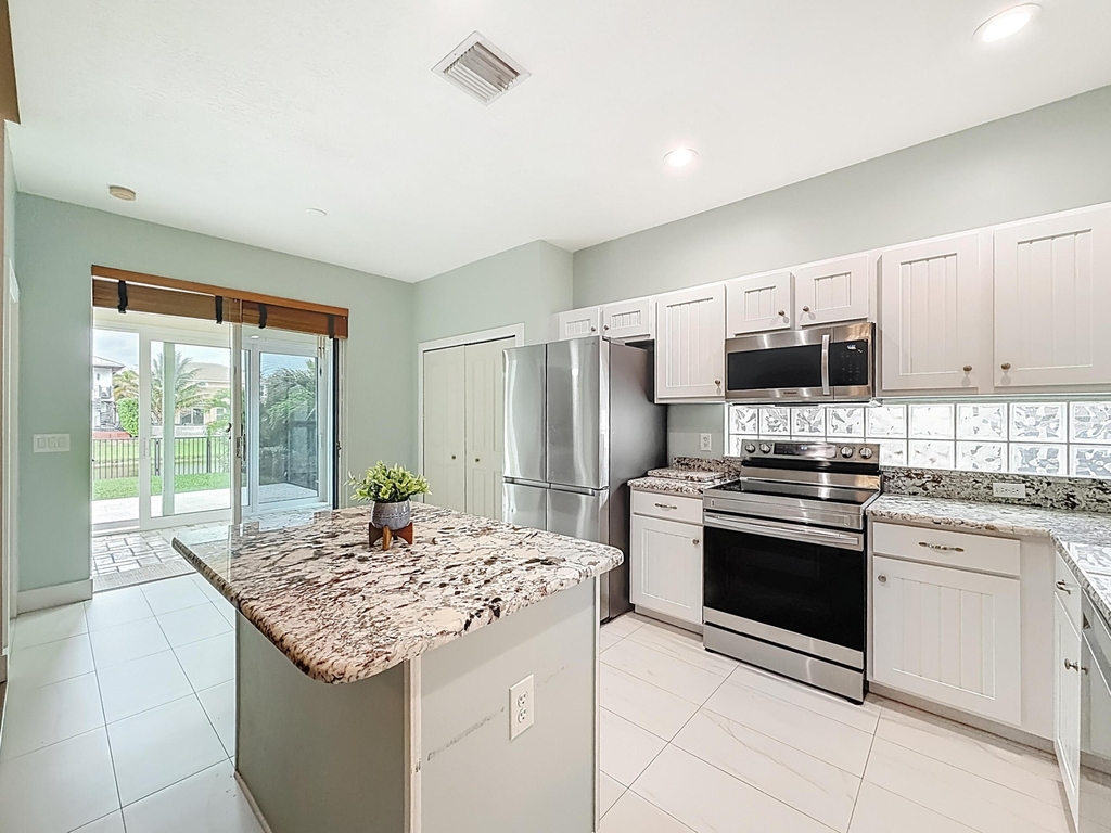 1143 Canoe Point - Photo 26