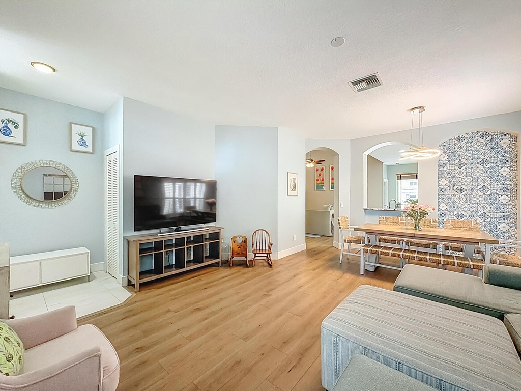1143 Canoe Point - Photo 13
