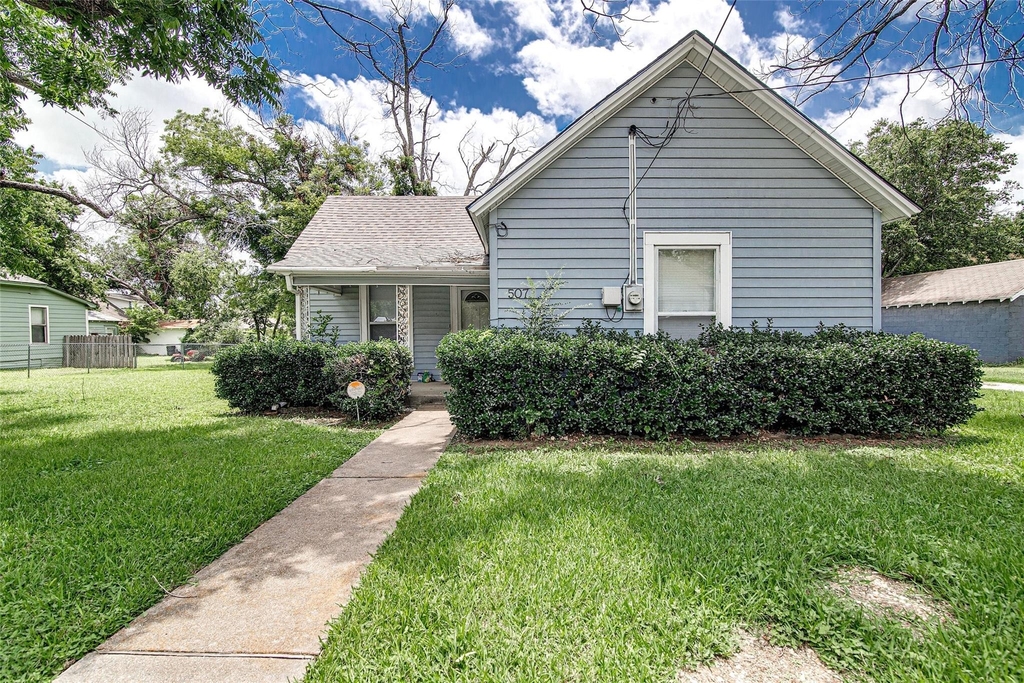 507 W Heard Street - Photo 0