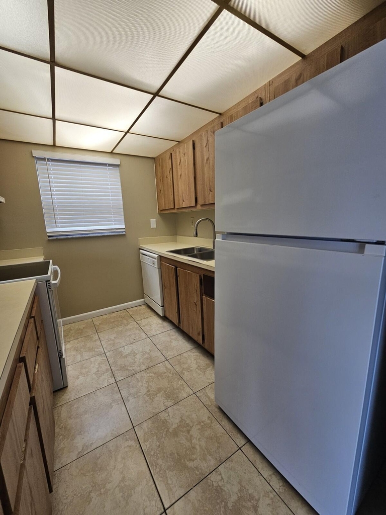 1850 N Congress Avenue - Photo 5
