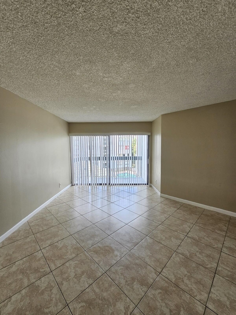 1850 N Congress Avenue - Photo 1