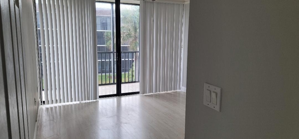 2424 N Federal Highway - Photo 9