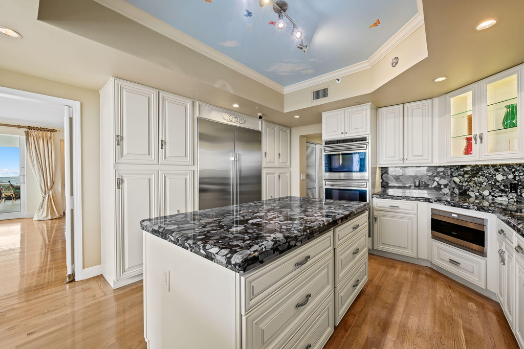 3055 Harbor Drive - Photo 3