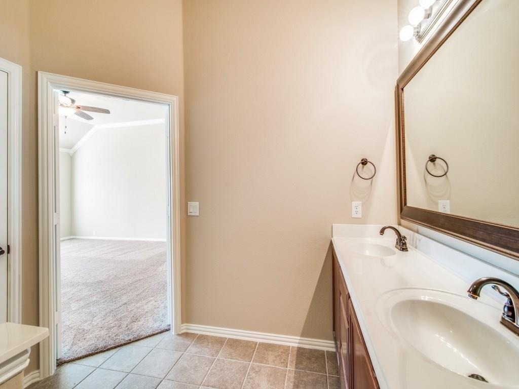 1410 Cedar Ridge Drive - Photo 10