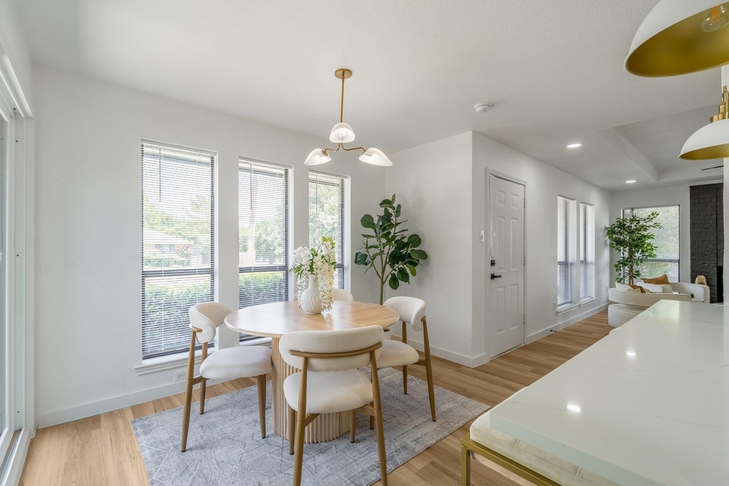 306 Bardfield Avenue - Photo 8