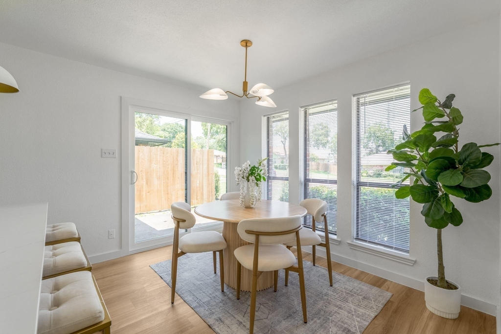 306 Bardfield Avenue - Photo 6