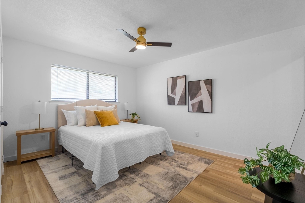 306 Bardfield Avenue - Photo 13