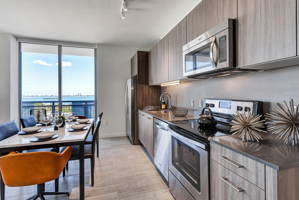 3635 Ne 1st Avenue - Photo 7