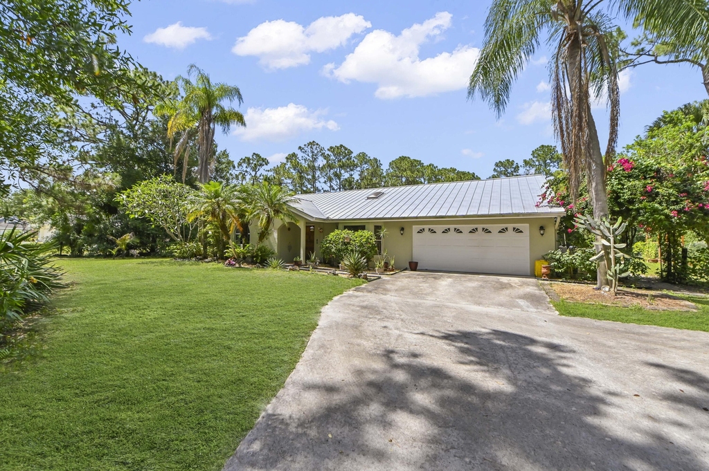 12369 157th Street N - Photo 1