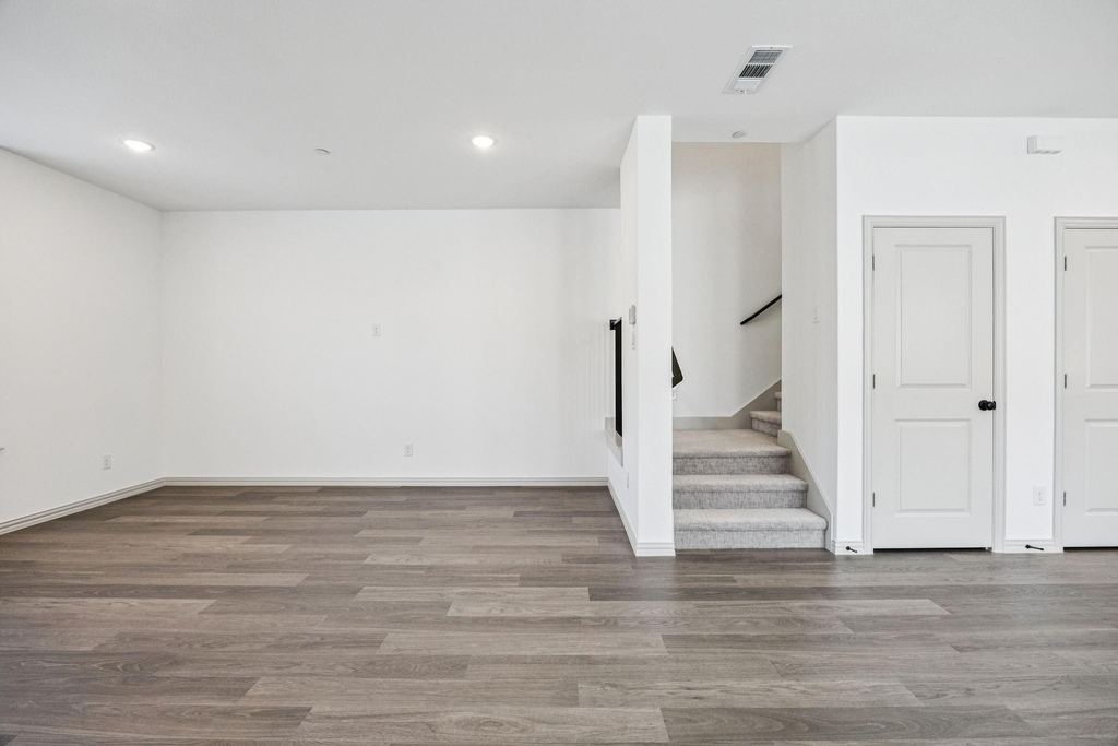 721 4th Street - Photo 2