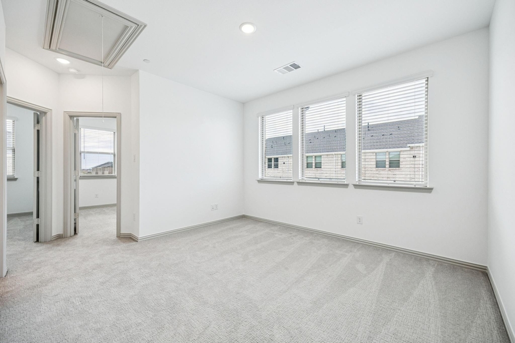 721 4th Street - Photo 24