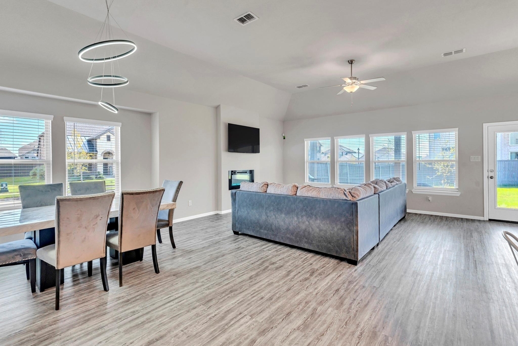 6934 Pampas Place - Photo 7