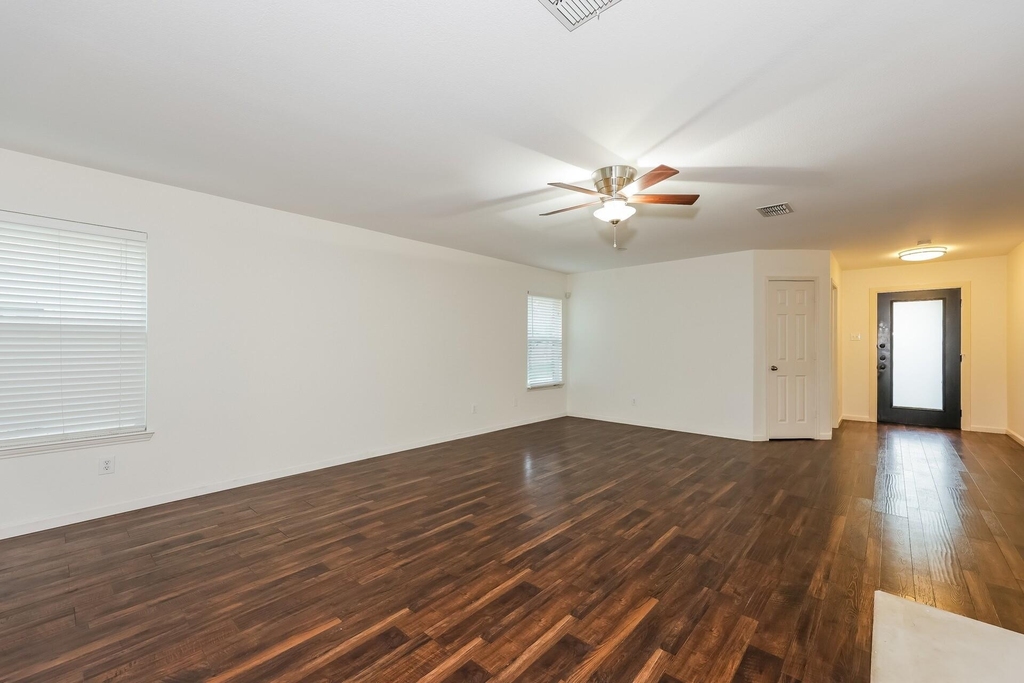 13088 Minnow Way - Photo 2
