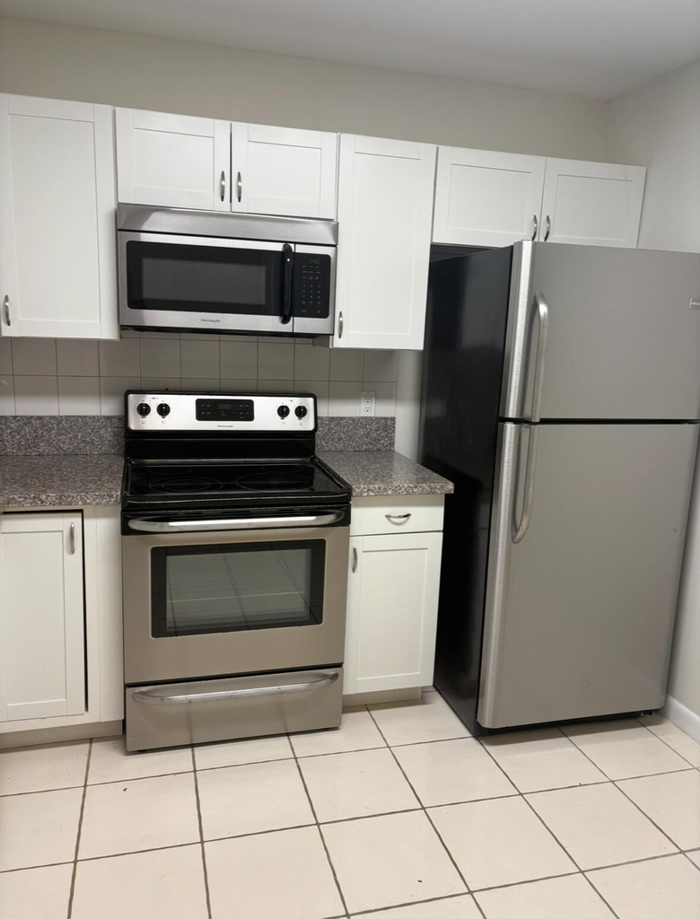 9110 Fairbanks Lane - Photo 4