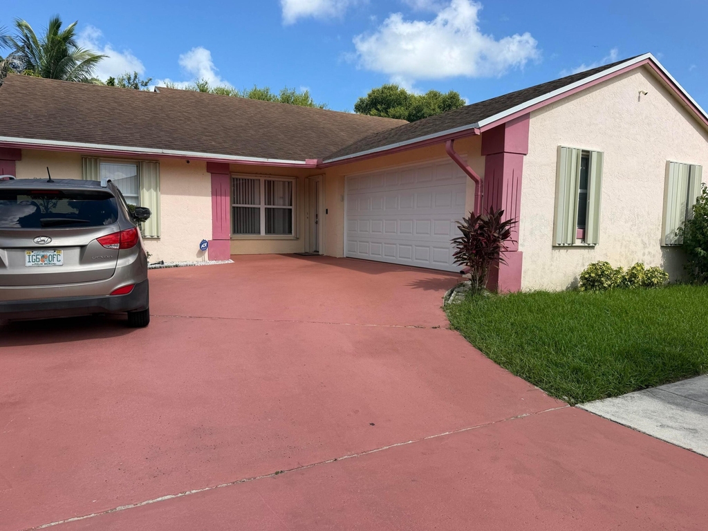 5842 Lake George Place - Photo 1