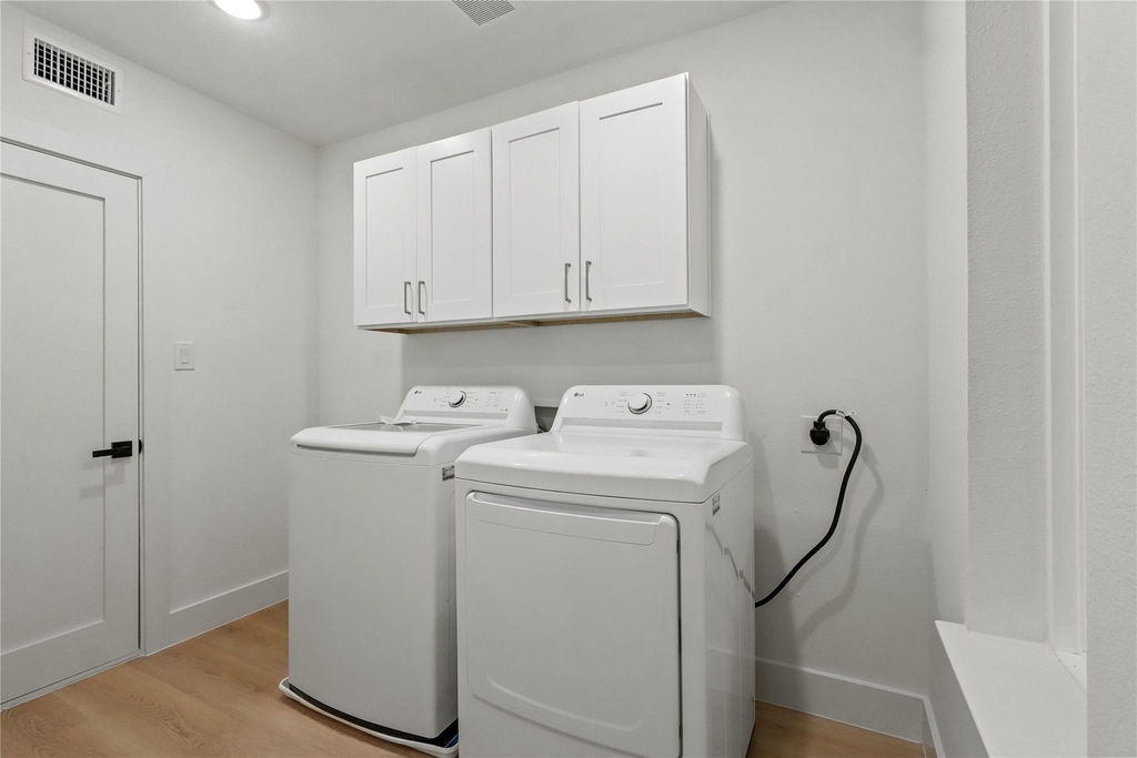 2031 N Prairie Avenue - Photo 20
