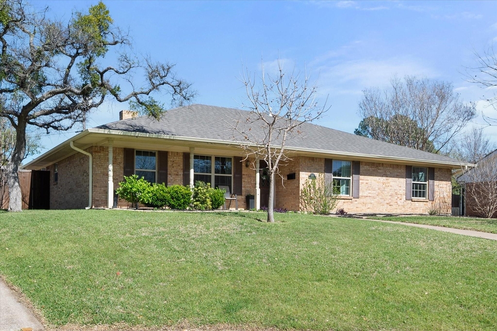 1415 Moss Rose Circle - Photo 2