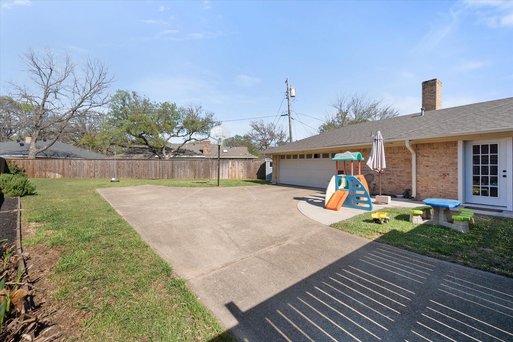 1415 Moss Rose Circle - Photo 33