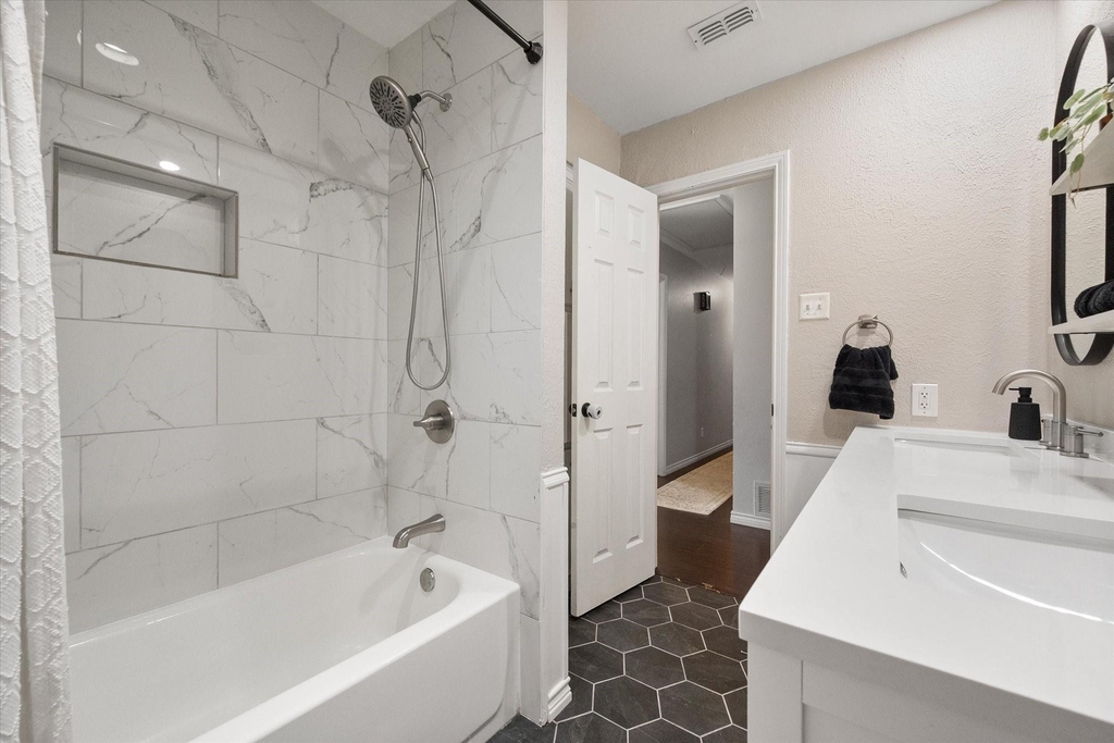 1415 Moss Rose Circle - Photo 19