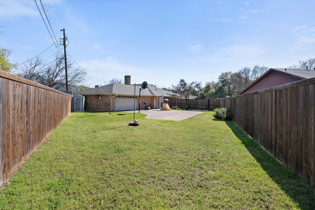 1415 Moss Rose Circle - Photo 32