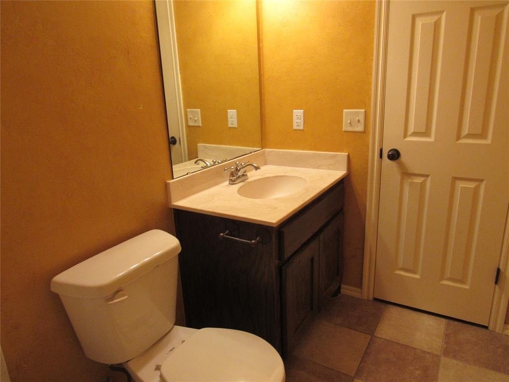 17516 Black Hawk Drive - Photo 19