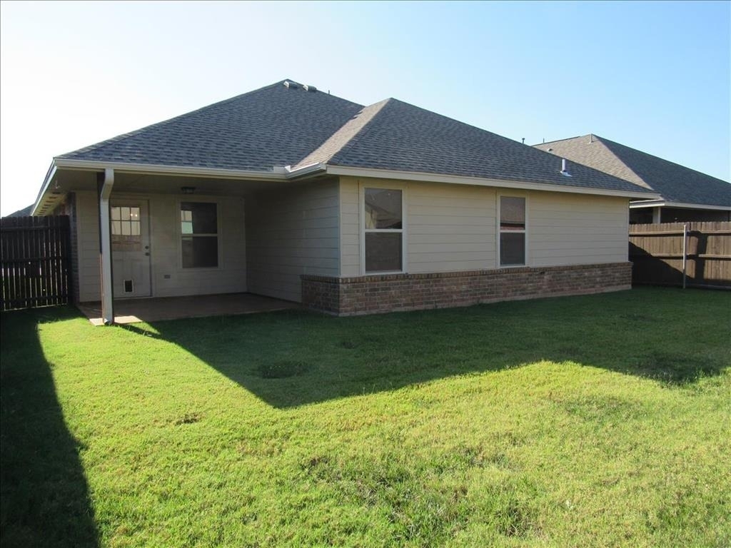 17516 Black Hawk Drive - Photo 15