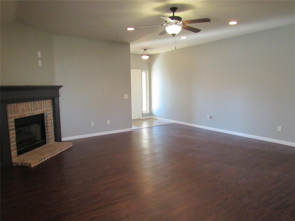 17516 Black Hawk Drive - Photo 2
