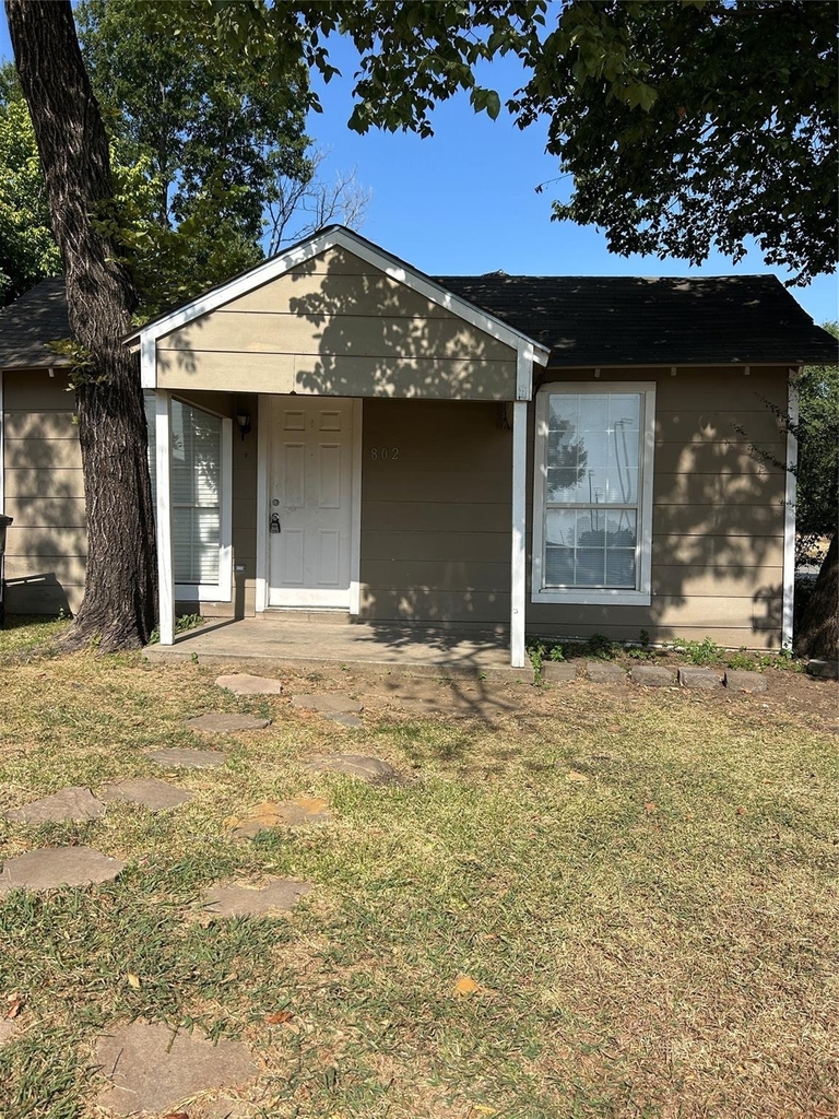 802 Cross Timber Street - Photo 0
