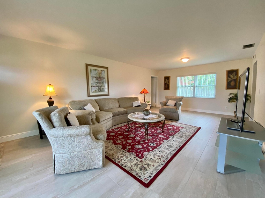 1403 W Libby Drive - Photo 1