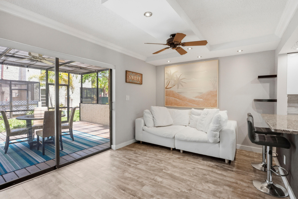 721 Se 1st Way - Photo 13