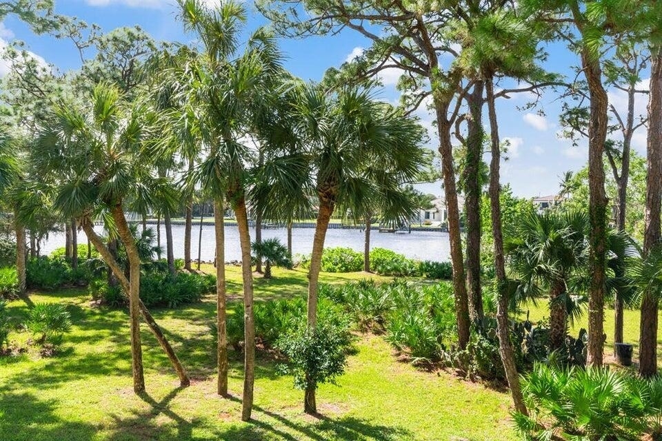 2101 Marina Isle Way - Photo 0