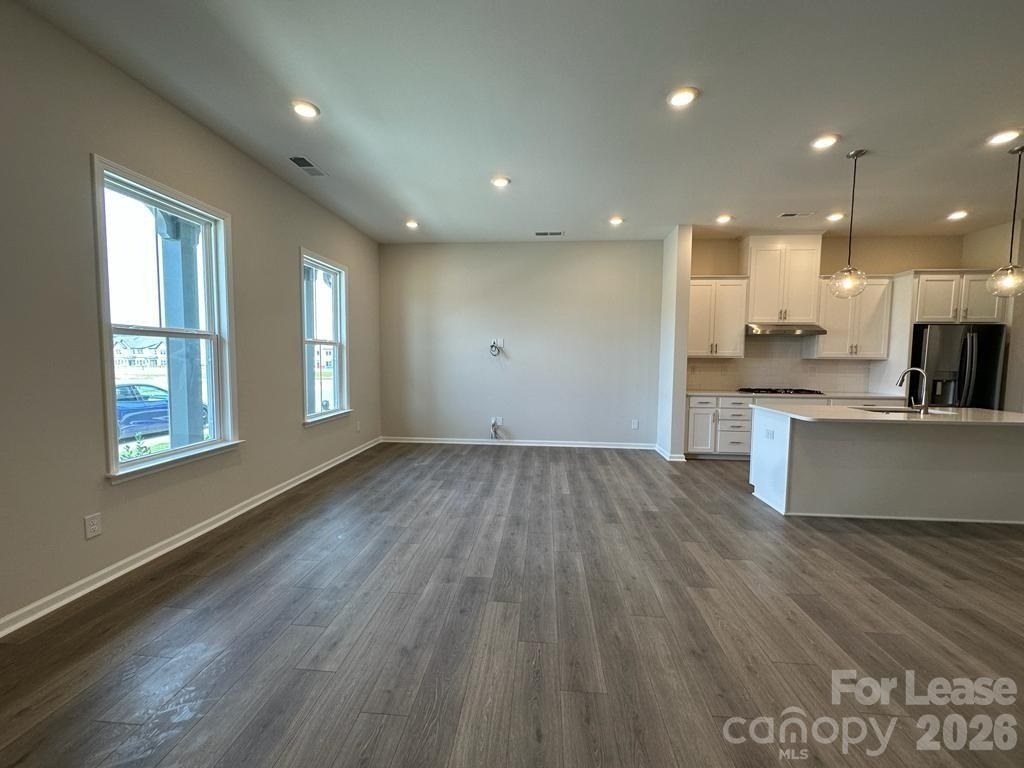 9233 Harwen Lane - Photo 5
