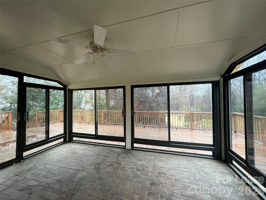 6428 Whitewater Drive - Photo 15