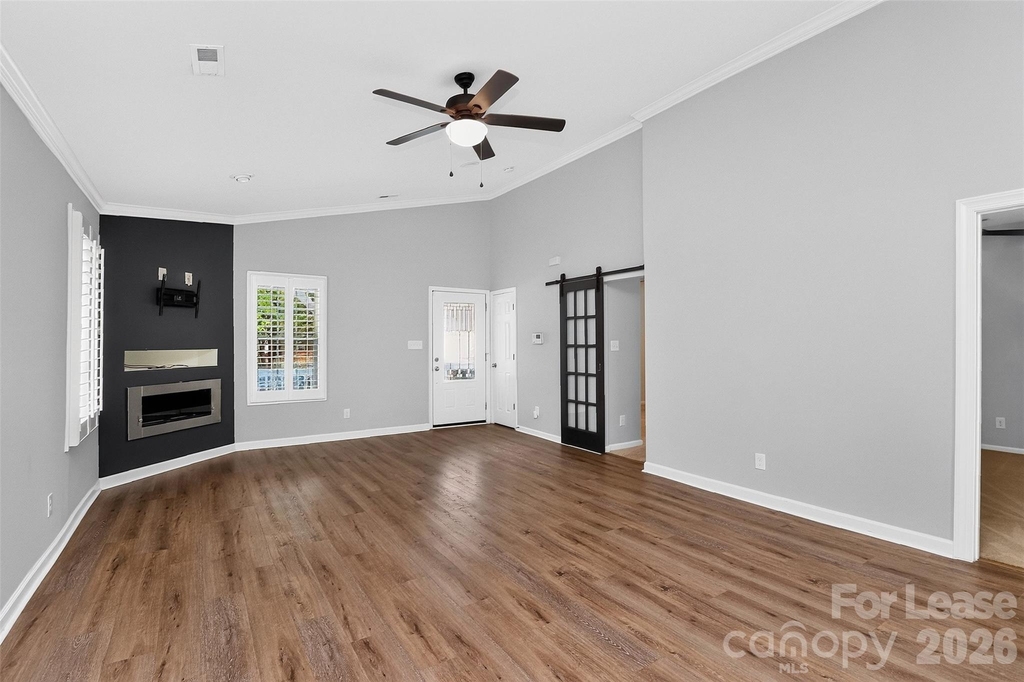 1736 Parsons Street - Photo 4