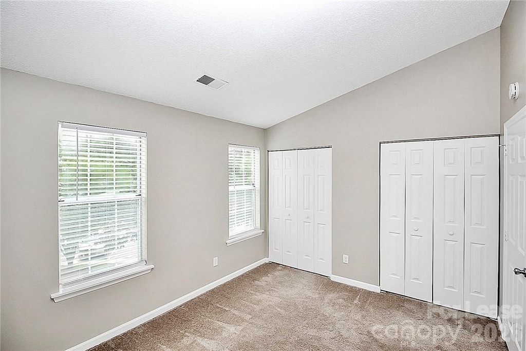 8203 Golf Ridge Drive - Photo 16