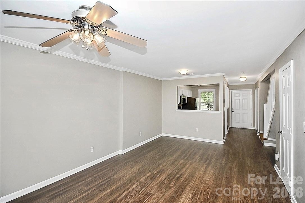 8203 Golf Ridge Drive - Photo 11