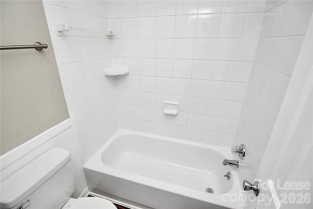 8203 Golf Ridge Drive - Photo 23