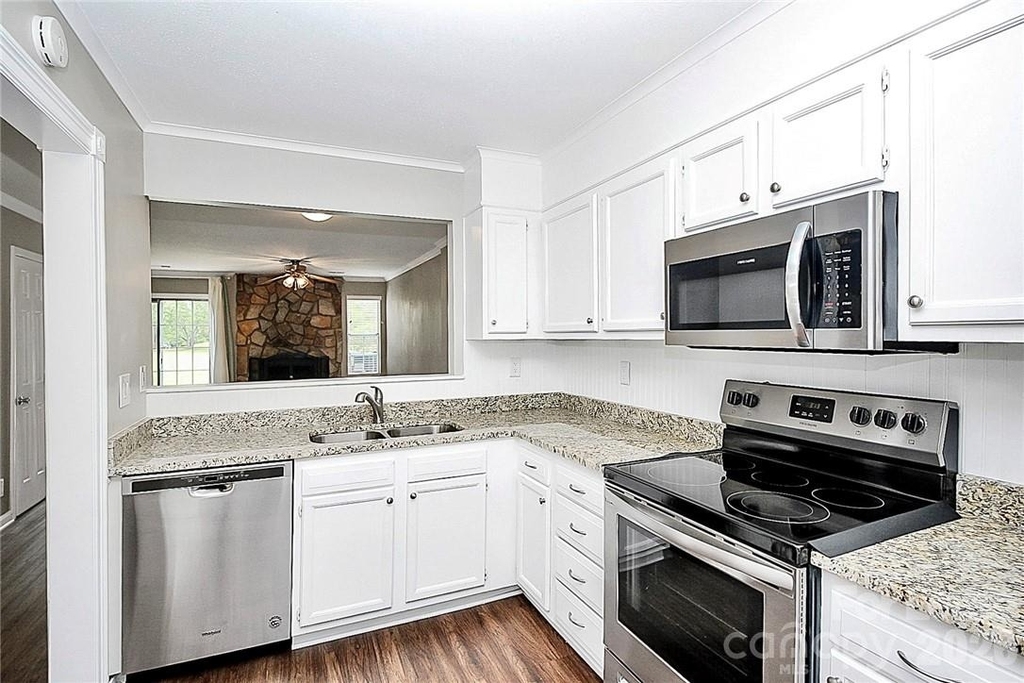 8203 Golf Ridge Drive - Photo 6