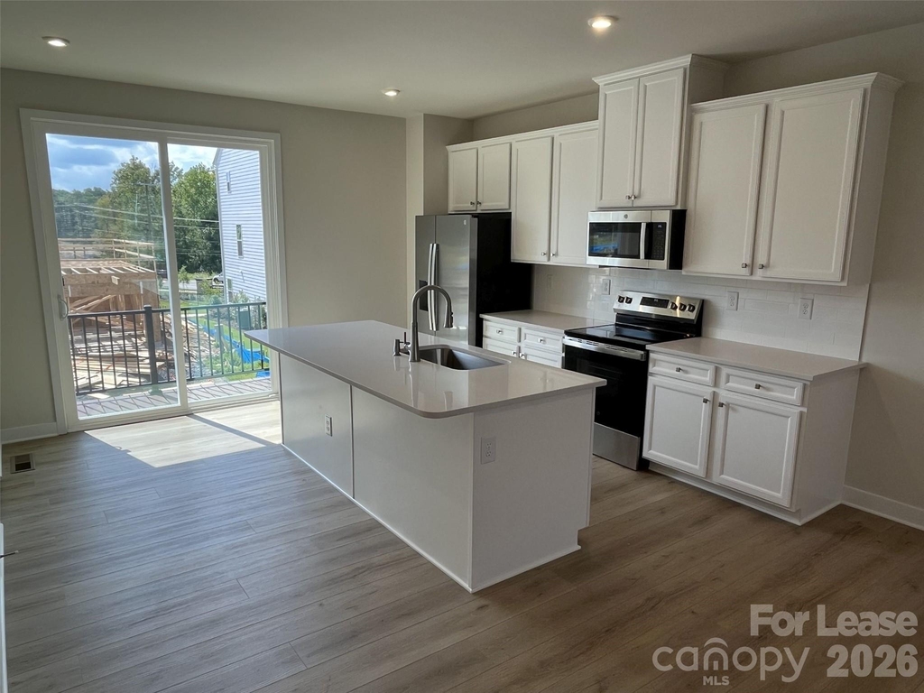 5013 Griers Hill Drive - Photo 9
