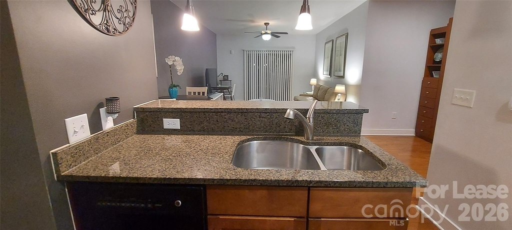 630 Calvert Street - Photo 5