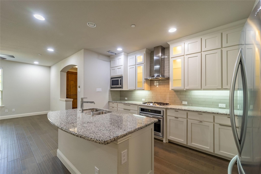4666 Rhett Lane - Photo 6