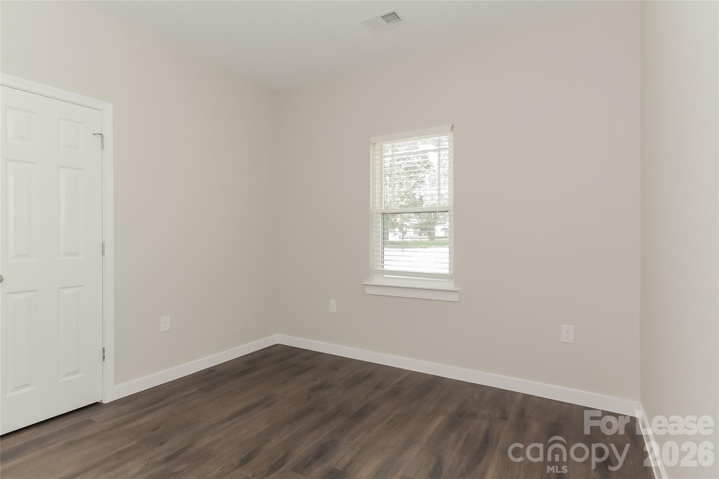 5417 Skycrest Drive - Photo 11