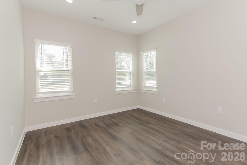 5417 Skycrest Drive - Photo 9